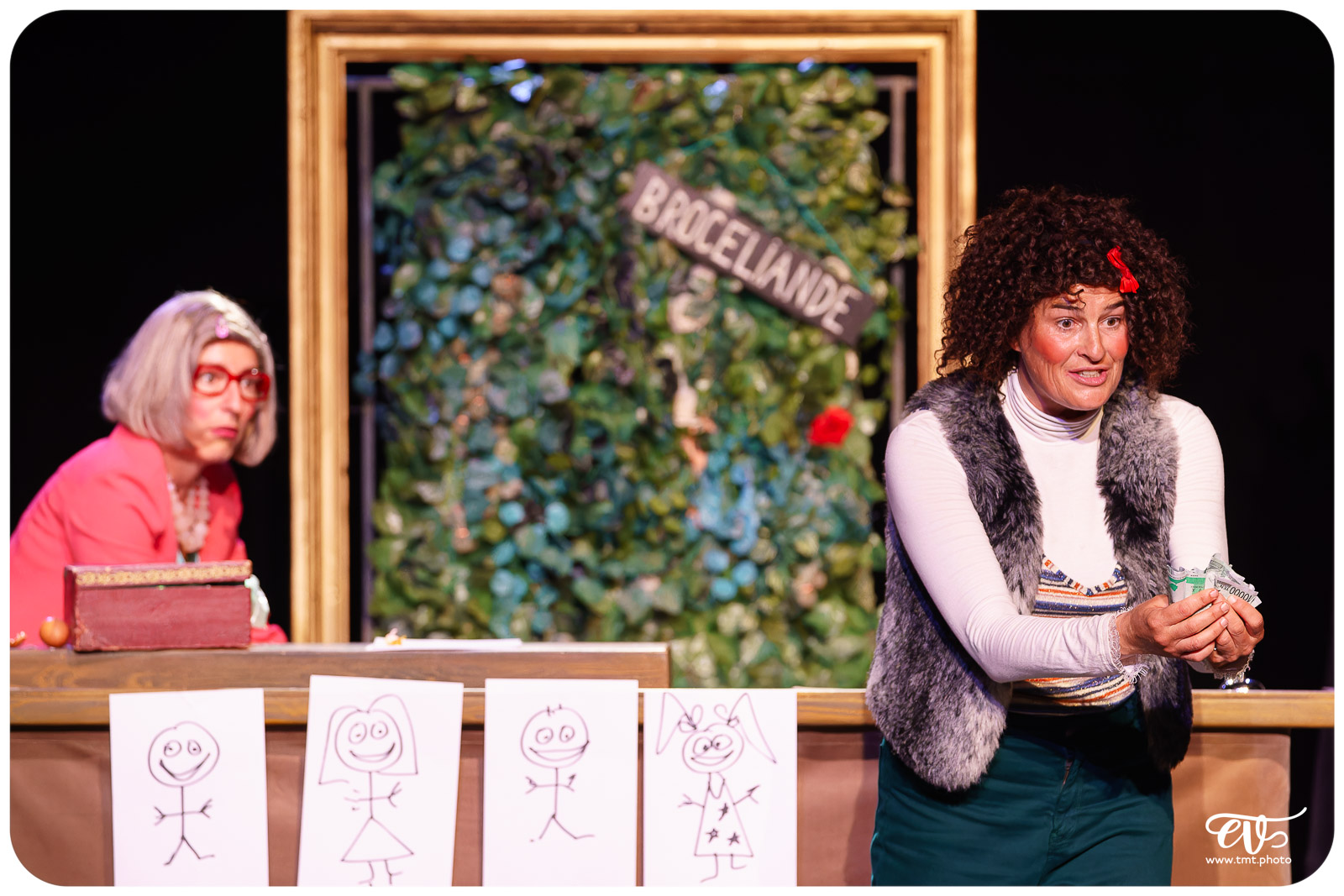 ON VOUS RACONTE DES HISTOIRES (CIE DU DÉTOUR)